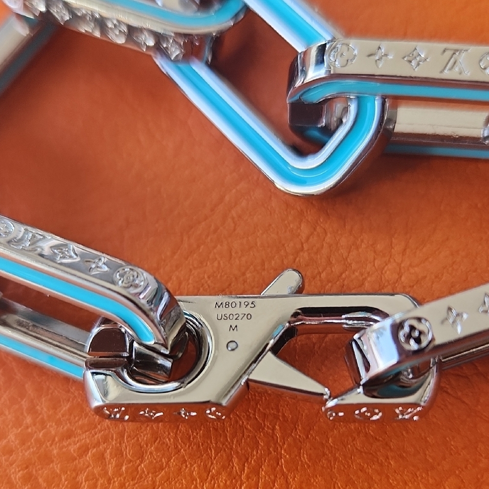 Louis Vuitton Limited Edition Monogram Silver and Teal Chain Bracelet - Picture 5 of 7